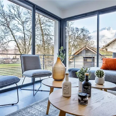 Holiday home On The Shores Of Annecy Duingt